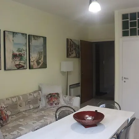 Monika 12 Beatrice Bardolino